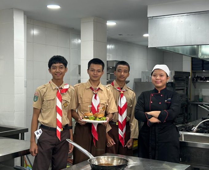 Study Tour Adimulia School - SMPS AL-AZHAR 1 BATAM Kelas 9