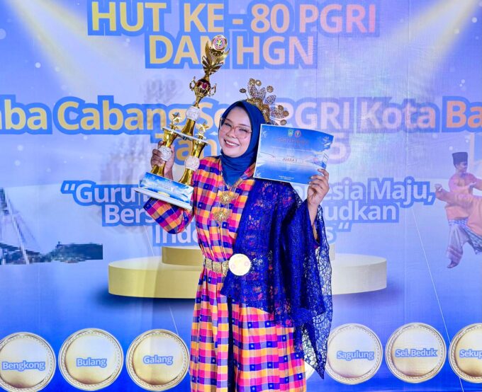 Selamat kepada guru SMPS AL-AZHAR 1 Meraih Juara 1 lomba Hut PGRI Kota Batam